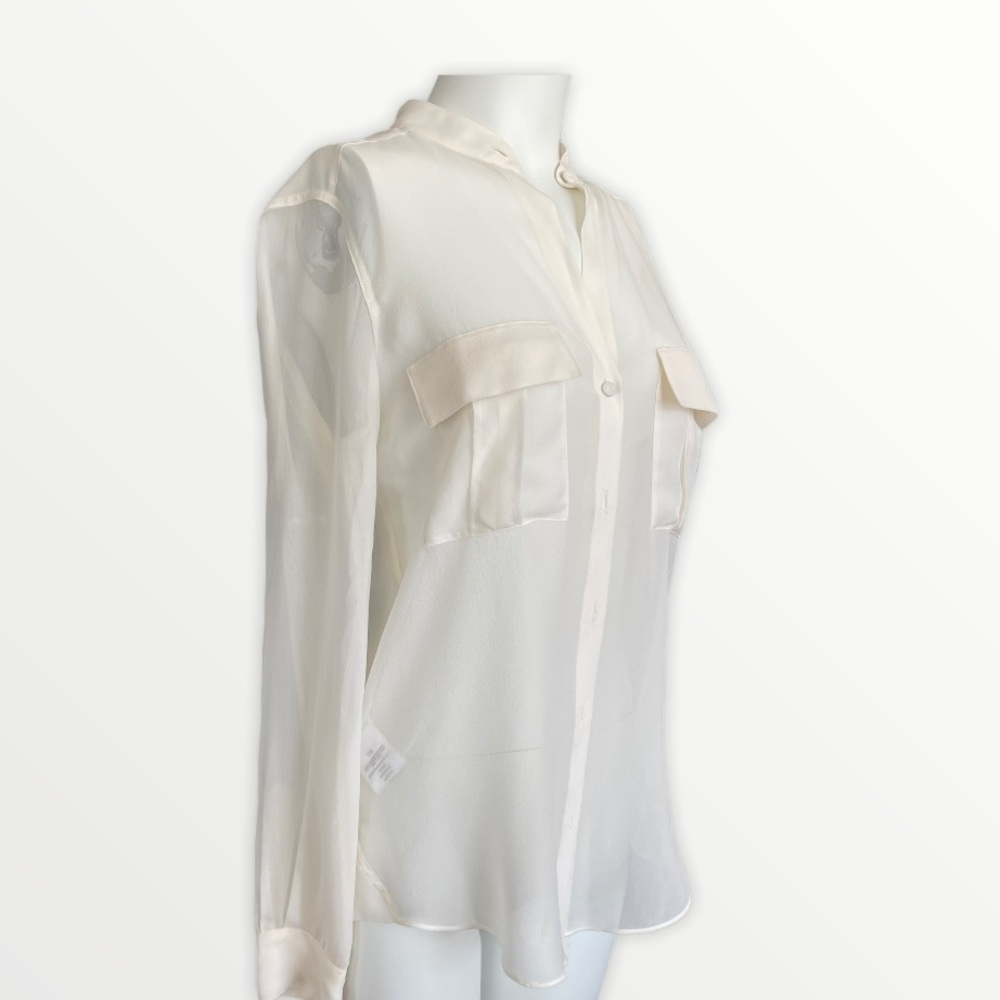 🌸BCBG MaxAzria Silk Blouse!
